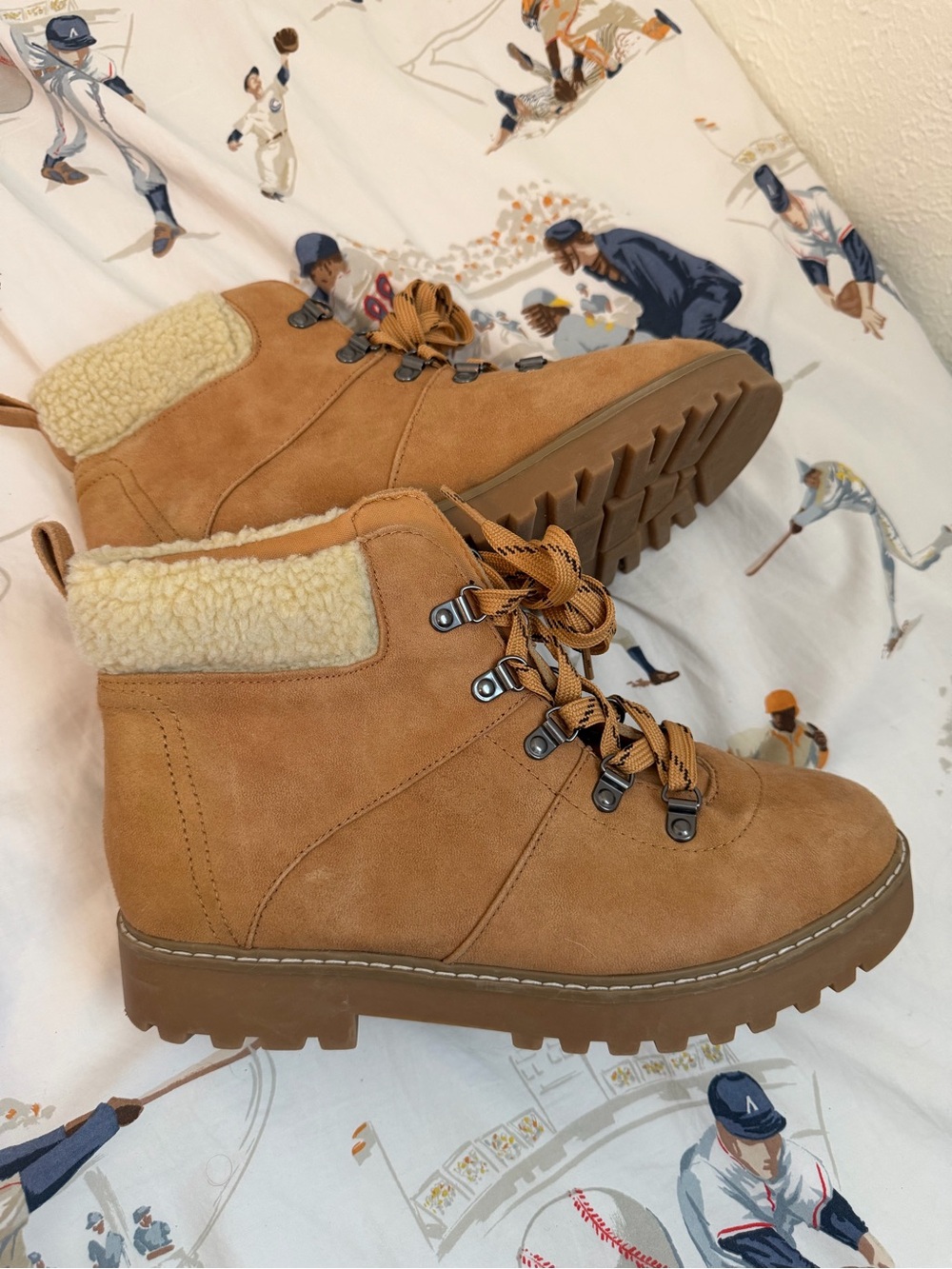Women’s Cliffs Tan Sherpa-Lined Lace-Up Combat Boots